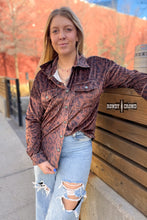 Load image into Gallery viewer, Leopard Lady Button Up