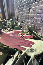 Load image into Gallery viewer, Thatcher Scarf Slide