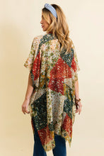 Load image into Gallery viewer, Floral Fantasy Kimono