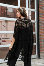 Load image into Gallery viewer, Embroidered Mesh Leaf Kimono