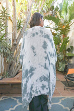 Load image into Gallery viewer, Festive Tie-Dye Kimono