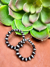 Load image into Gallery viewer, Dallas Earrings