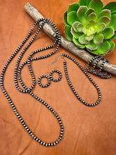 Load image into Gallery viewer, Pecos Short Necklace