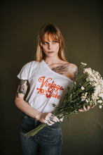 Load image into Gallery viewer, Vintage 70s Babe - Off the Shoulder
