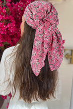 Load image into Gallery viewer, Sachet Pink Floral Print Lightweight Large Scarf
