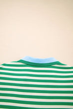Load image into Gallery viewer, Green Stripe Print Contrast Collar Split Neck Flutter Sleeve Short Dress
