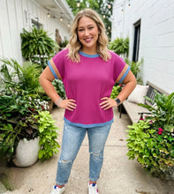 Load image into Gallery viewer, Textured Contrast Trim Round Neck T Shirt
