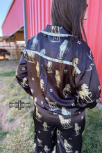 Load image into Gallery viewer, Black Betty Satin Sleep Set
