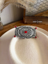 Load image into Gallery viewer, Vienna Belt Buckle
