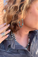 Load image into Gallery viewer, Pearland Earrings
