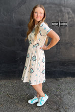 Load image into Gallery viewer, Bohemian Queen Dress
