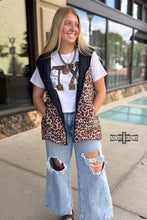 Load image into Gallery viewer, Vagabond Reversible Vest
