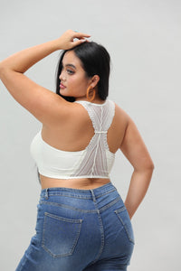 Plus Size Seamless Front Lace Racerback Bralette – Soft Stretch Fit