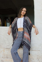 Load image into Gallery viewer, Floral Combo Kimono
