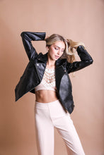 Load image into Gallery viewer, Breathable plus size blush crochet lace bralette high neck.

