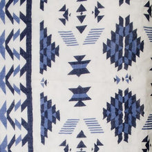 Load image into Gallery viewer, ClaudiaG Jan Scarf
