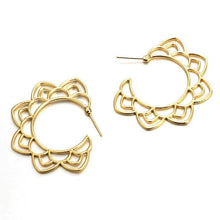 Load image into Gallery viewer, ClaudiaG Collection Flora Earrings
