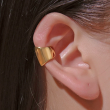 Load image into Gallery viewer, ClaudiaG Dolly Ear Cuff
