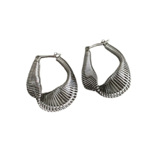 Load image into Gallery viewer, ClaudiaG Twist Ear Cuffs

