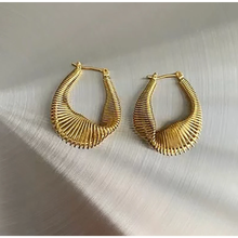 Load image into Gallery viewer, ClaudiaG Twist Ear Cuffs
