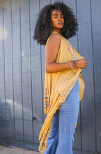 Load image into Gallery viewer, Geometric Embroidered Sleeveless Kimono
