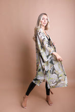 Load image into Gallery viewer, Ikebana Kimono
