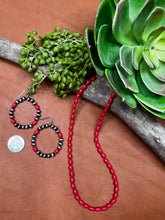 Load image into Gallery viewer, Lubbock Necklace
