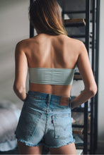 Load image into Gallery viewer, Lace Seamless Bandeau Bralette
