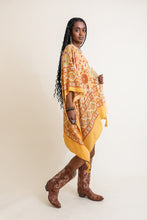 Load image into Gallery viewer, Moroccan Touch Tapestry Kimono
