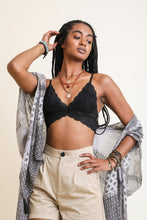 Load image into Gallery viewer, Scallop Lace Bralette Small / Black
