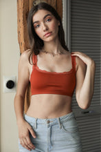 Load image into Gallery viewer, Seamless Lace Strap Bralette
