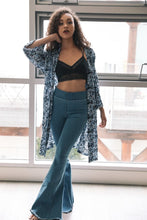 Load image into Gallery viewer, Strappy Back Geometric Lace Bralette
