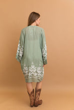 Load image into Gallery viewer, Stylish and timeless floral vine sage embroidered kimono.
