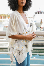 Load image into Gallery viewer, Summer Daisy Kimono
