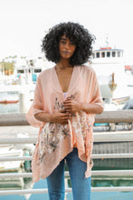 Load image into Gallery viewer, Summer Daisy Kimono
